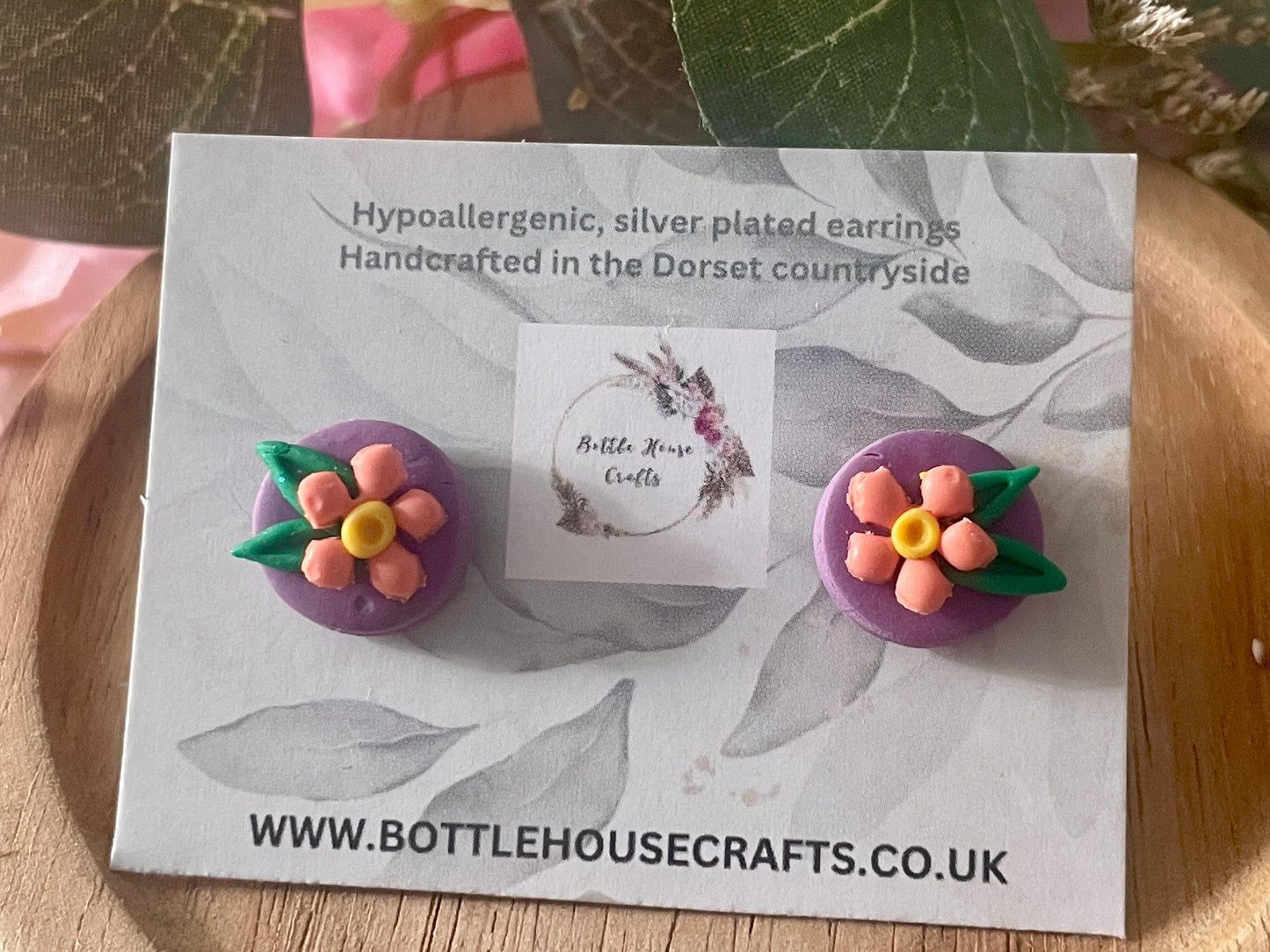 Coral flower circle studs