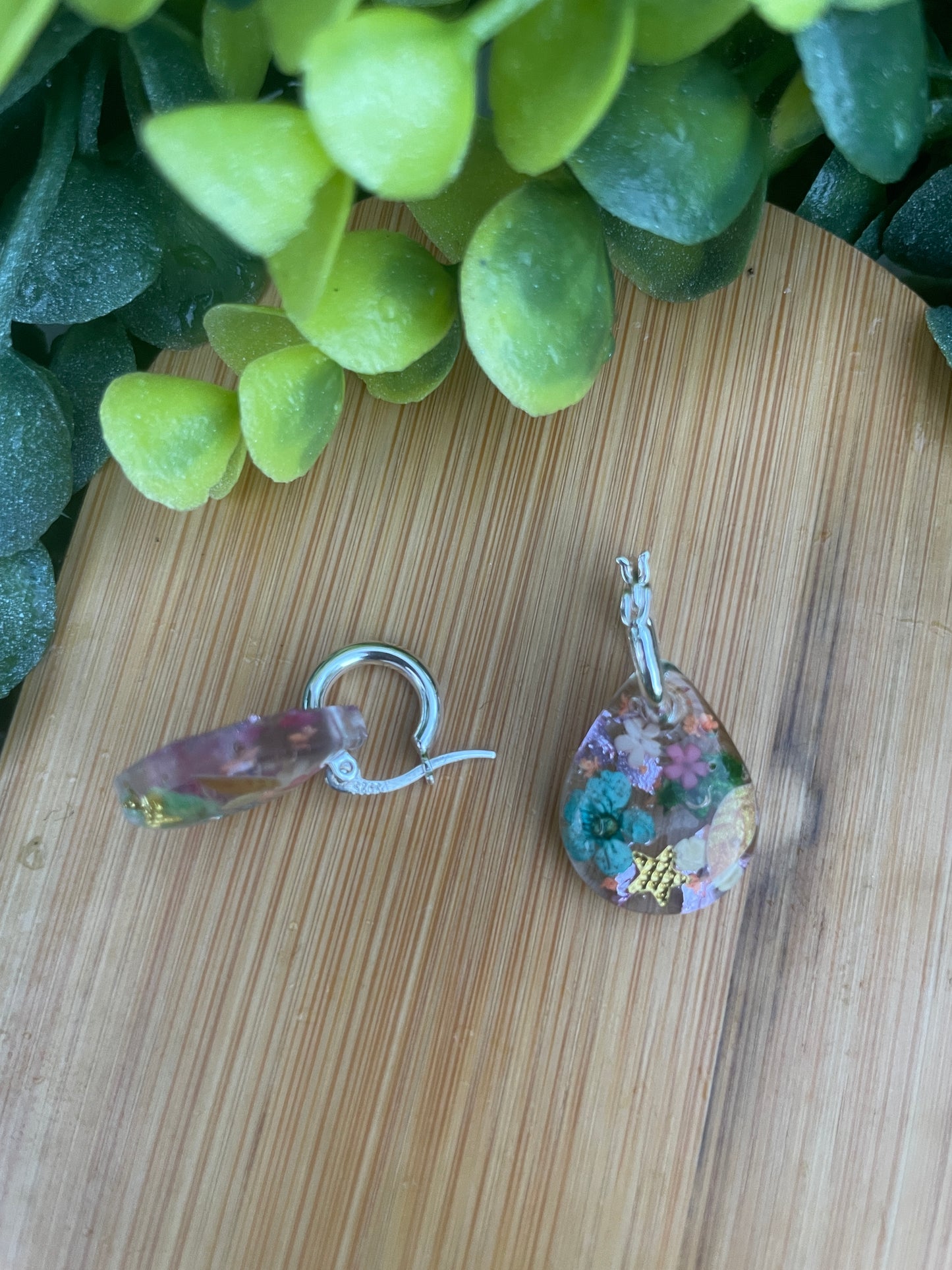 Multicoloured tear drop earrings