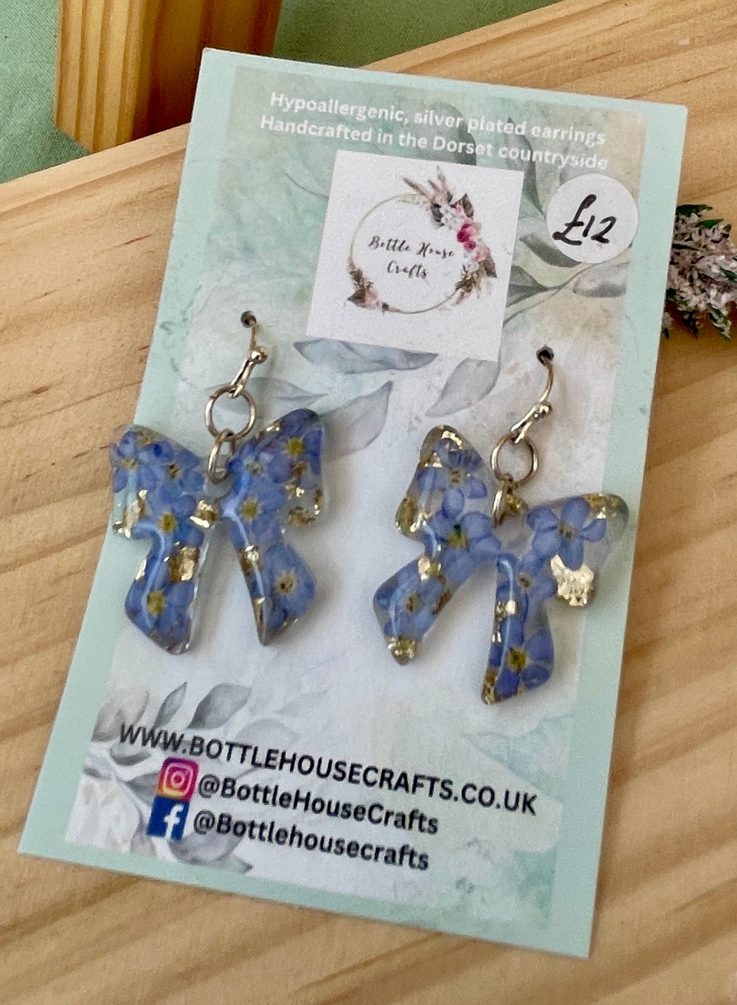 Forget me not bow earrings