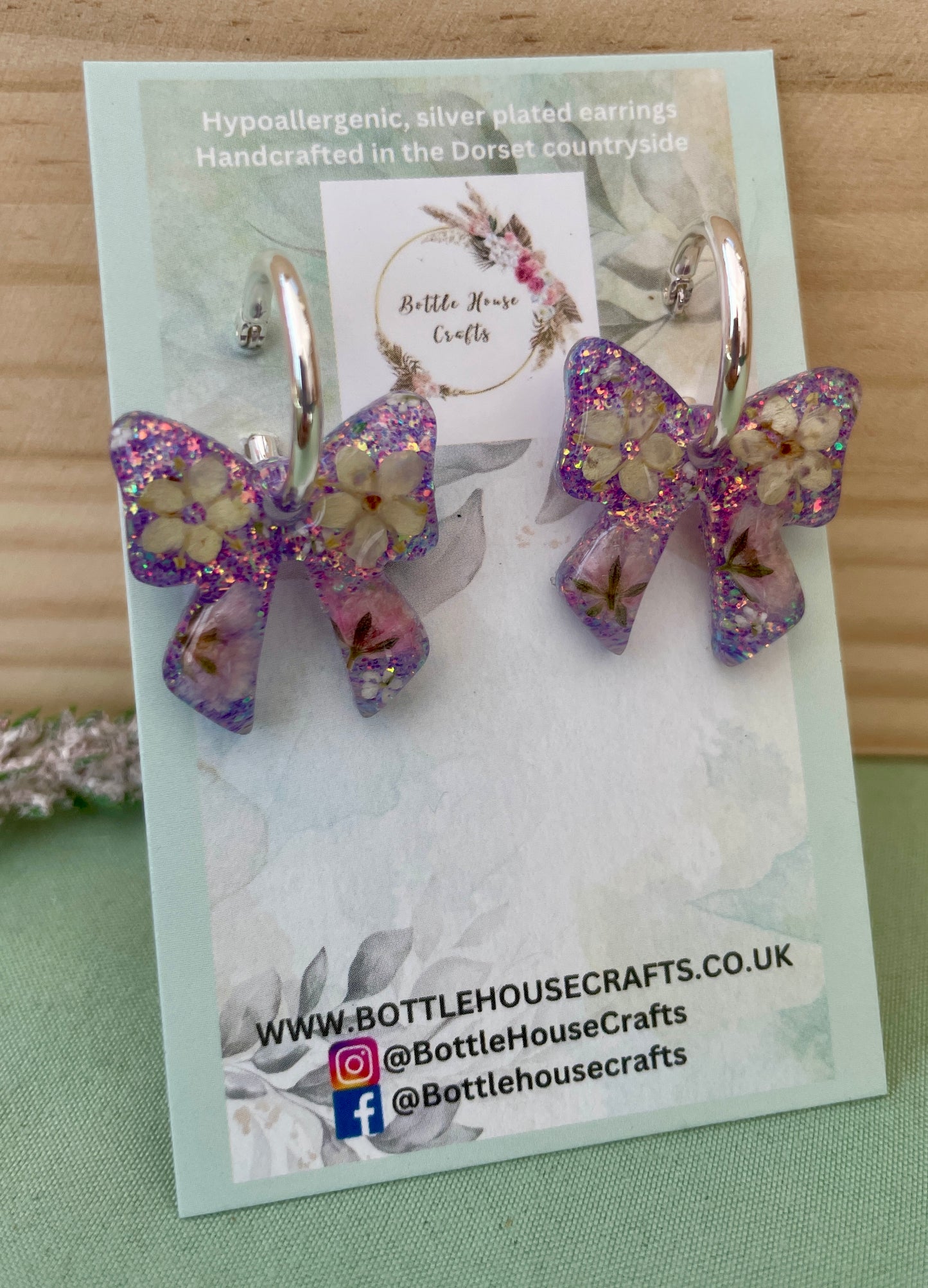 Lilac bow earrings