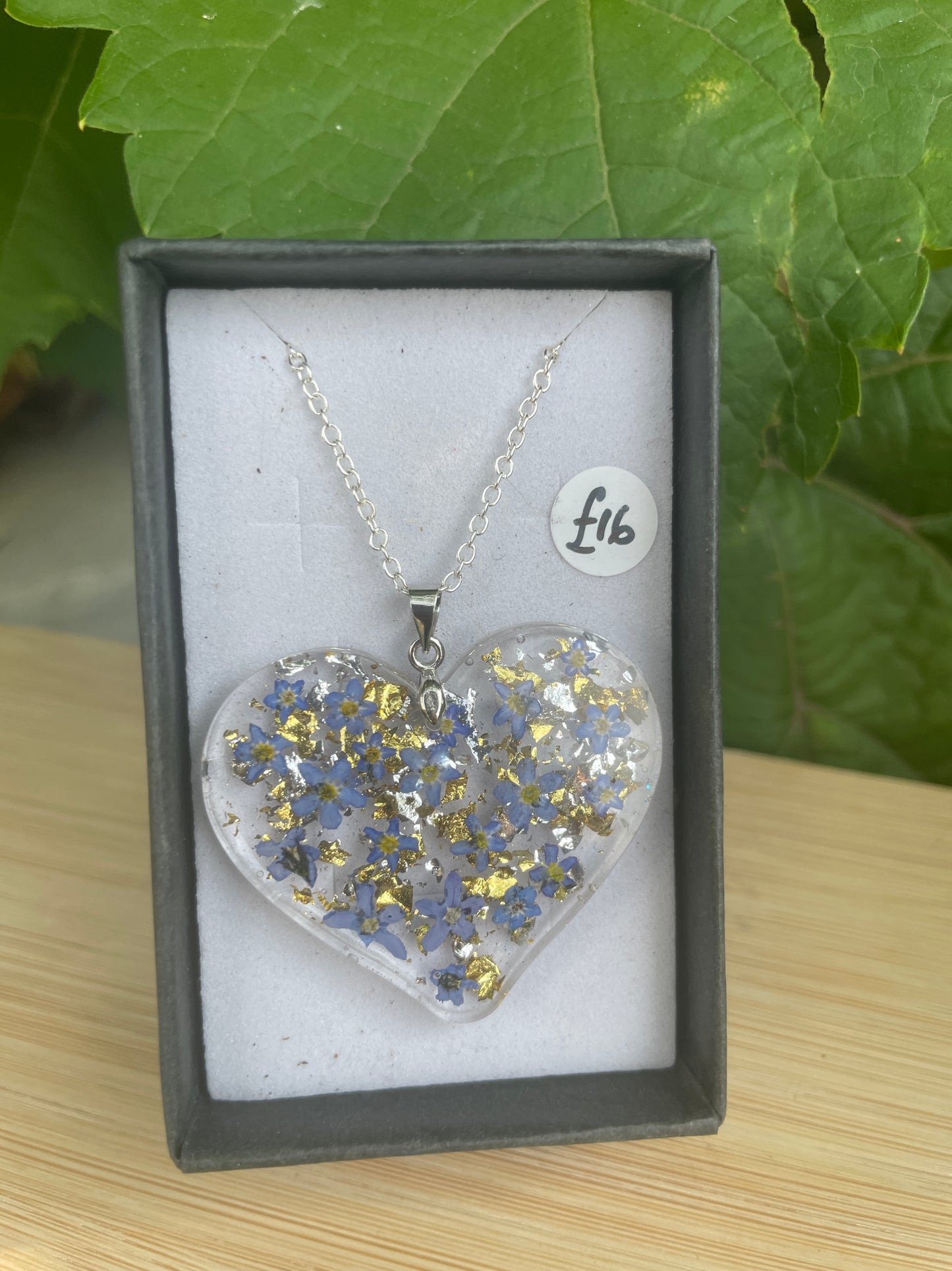 Forget me not sparkle heart
