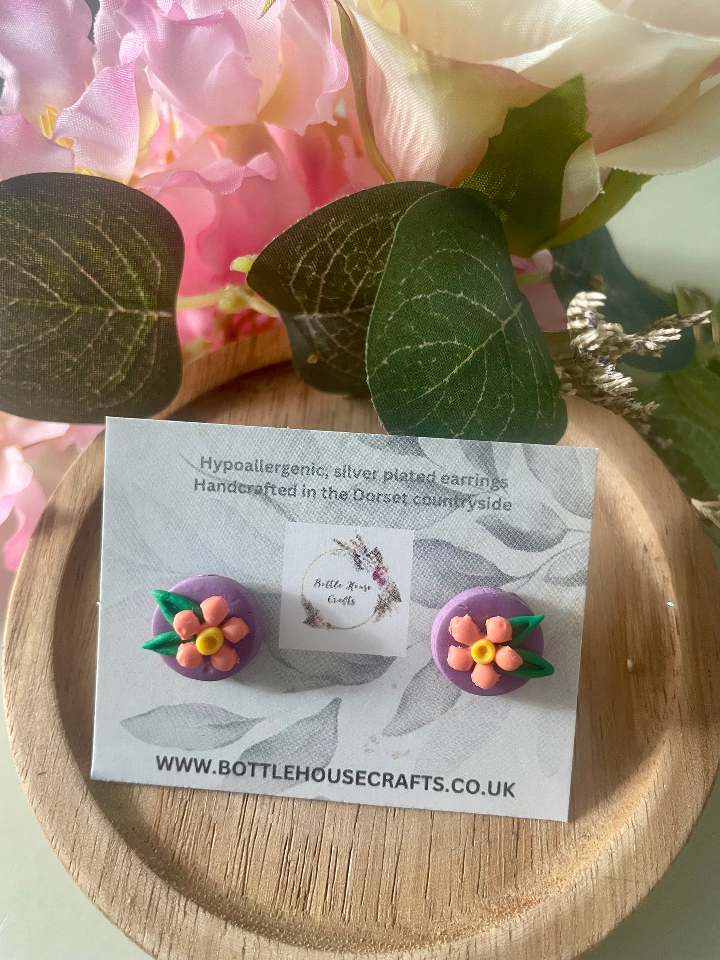 Coral flower circle studs
