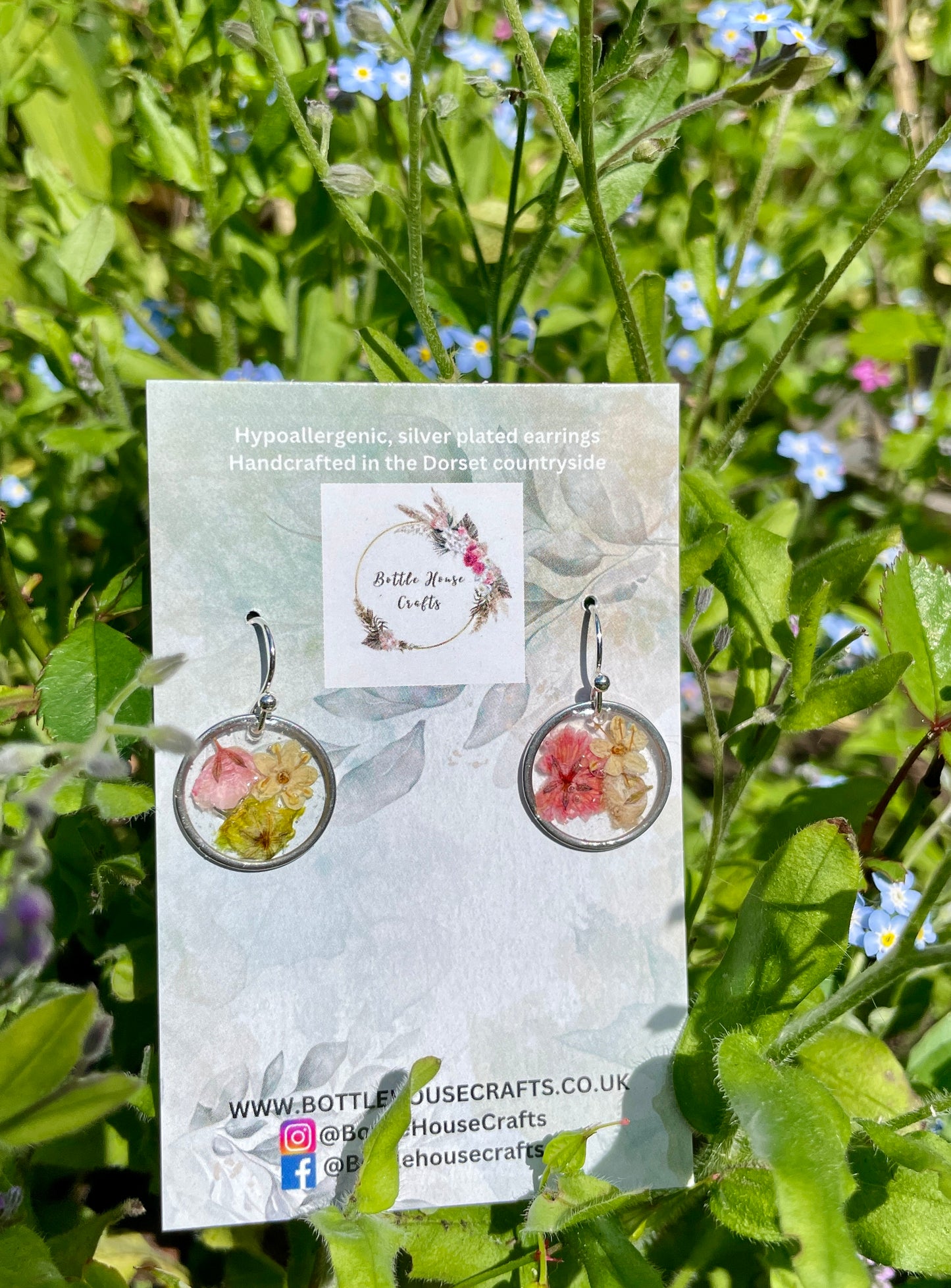 Simple circle floral earrings