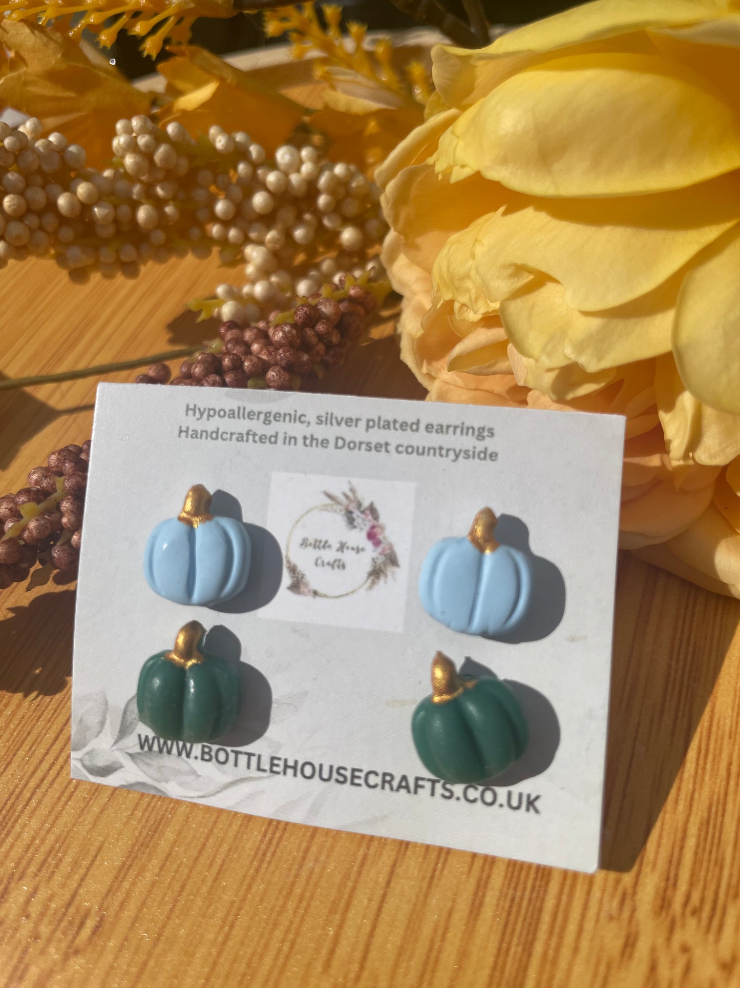 Pumpkin stud duo - blue and green