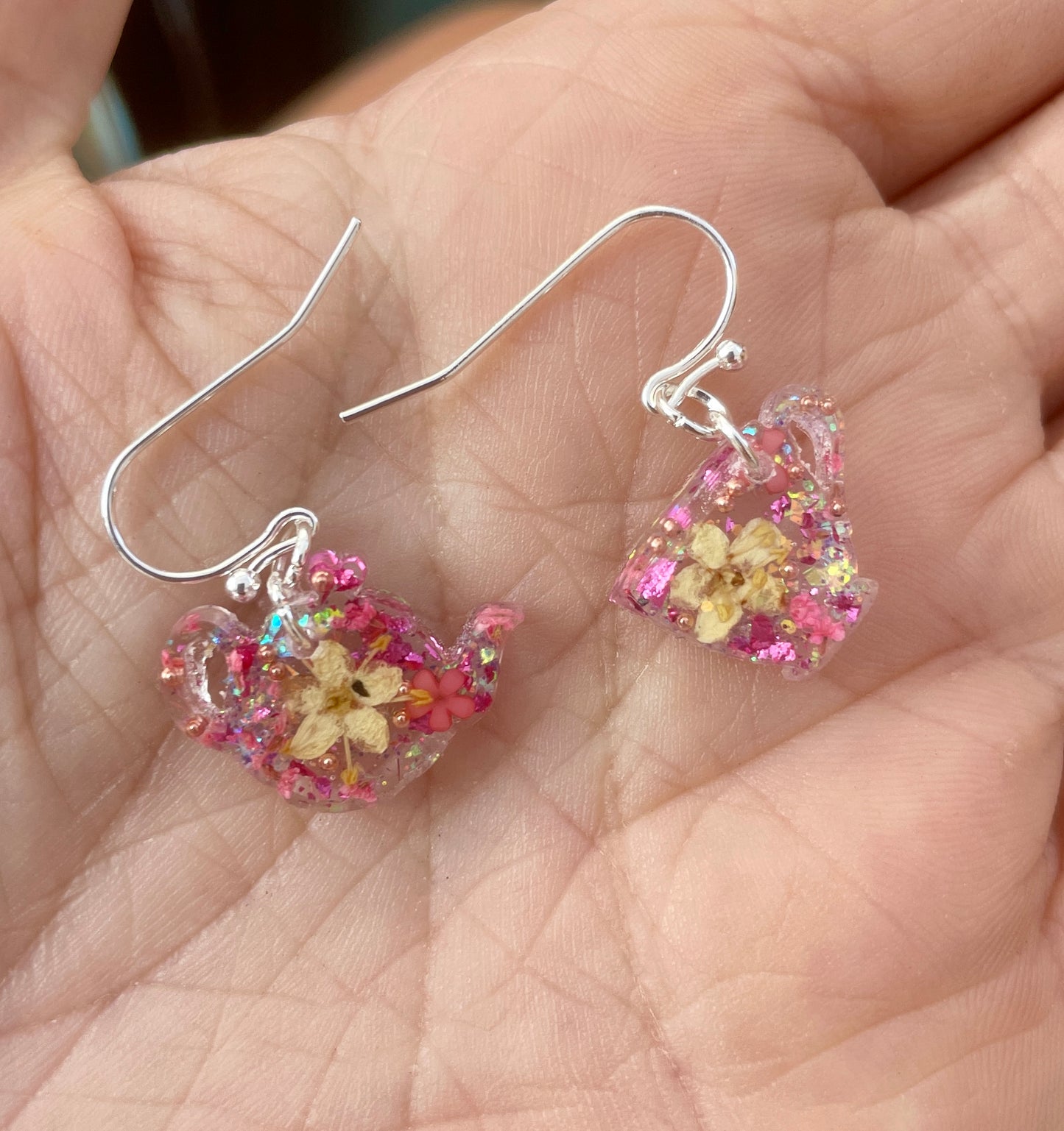 Tiny cup and saucer earrings
