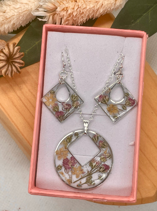 Squares and circles set