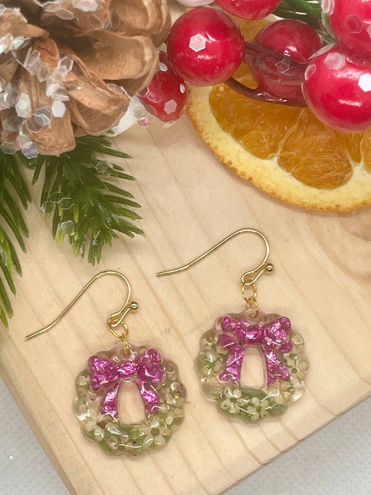Pink bow wreath earrings