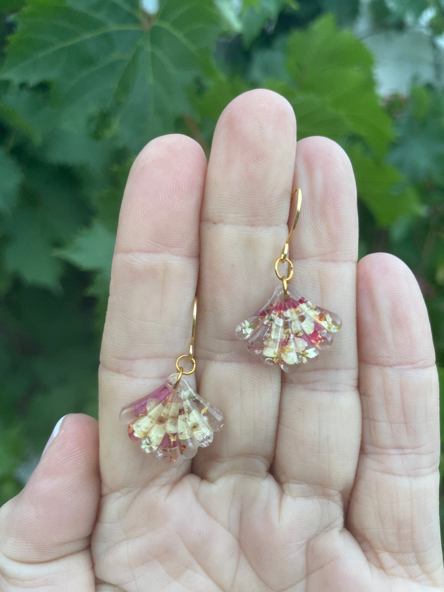 Small art deco arch drop earrings