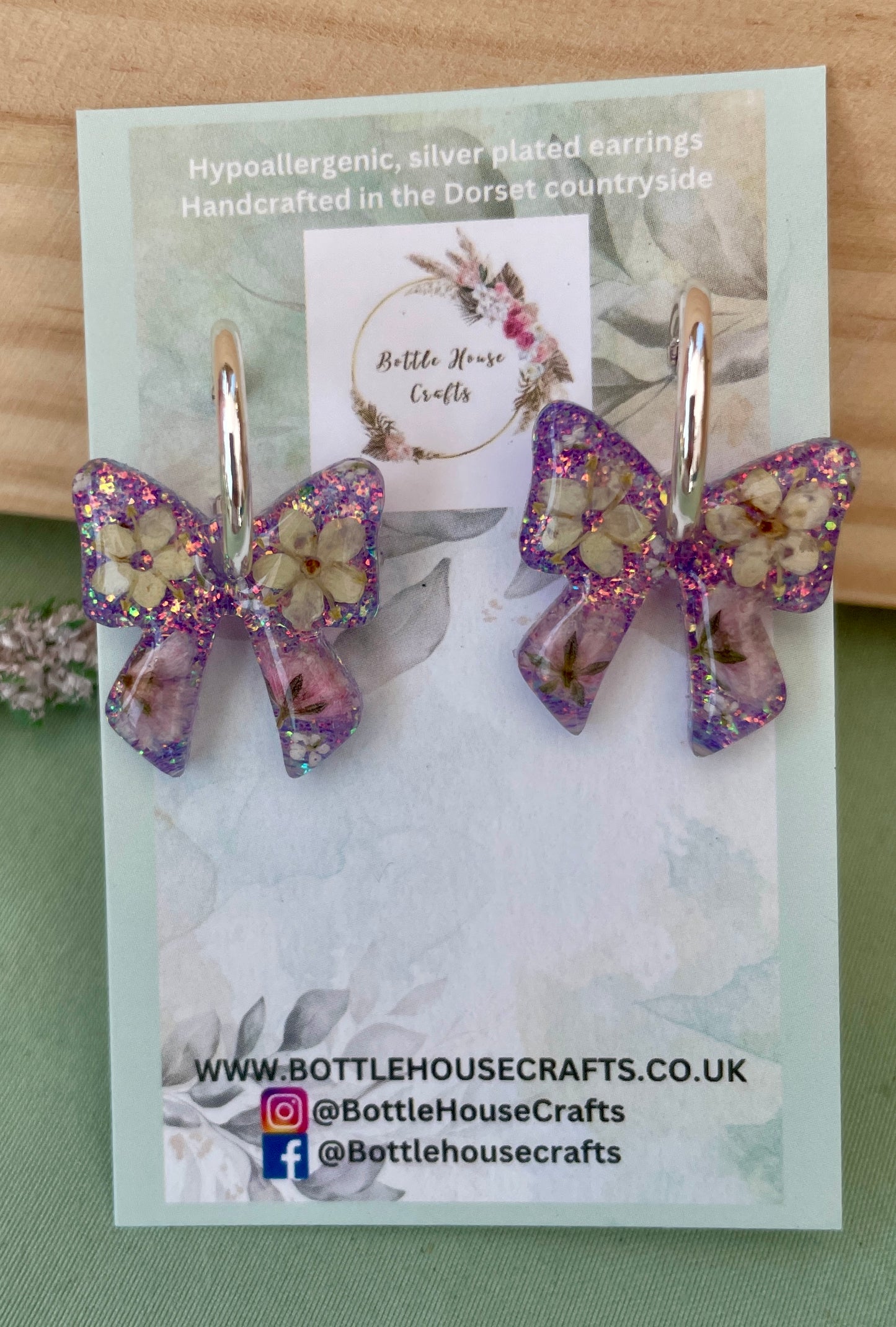 Lilac bow earrings