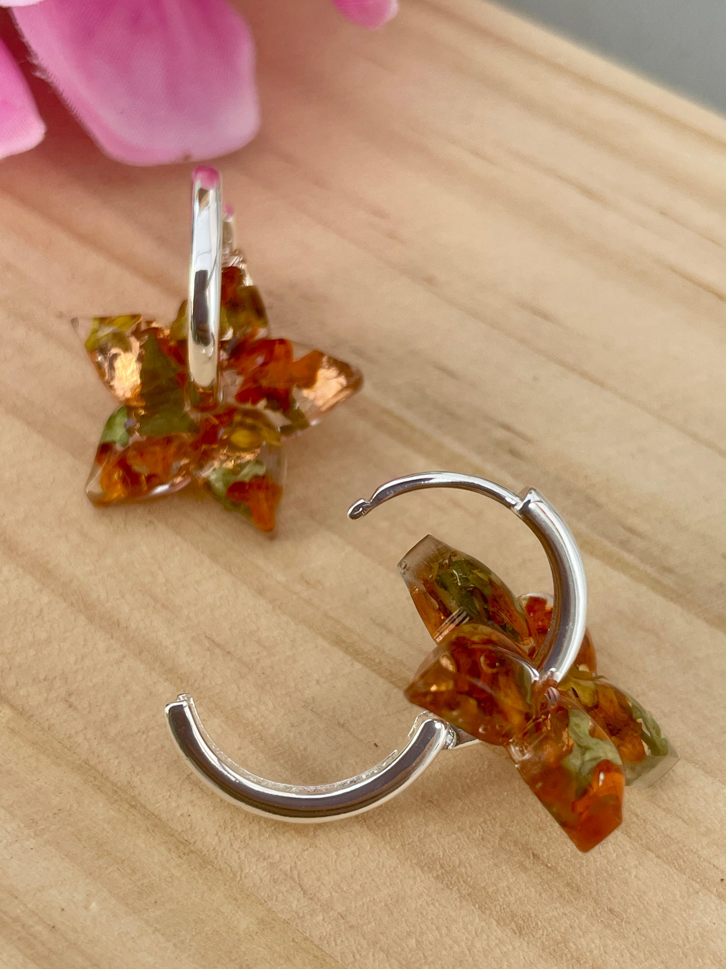 Soft star autumn leaf earrings