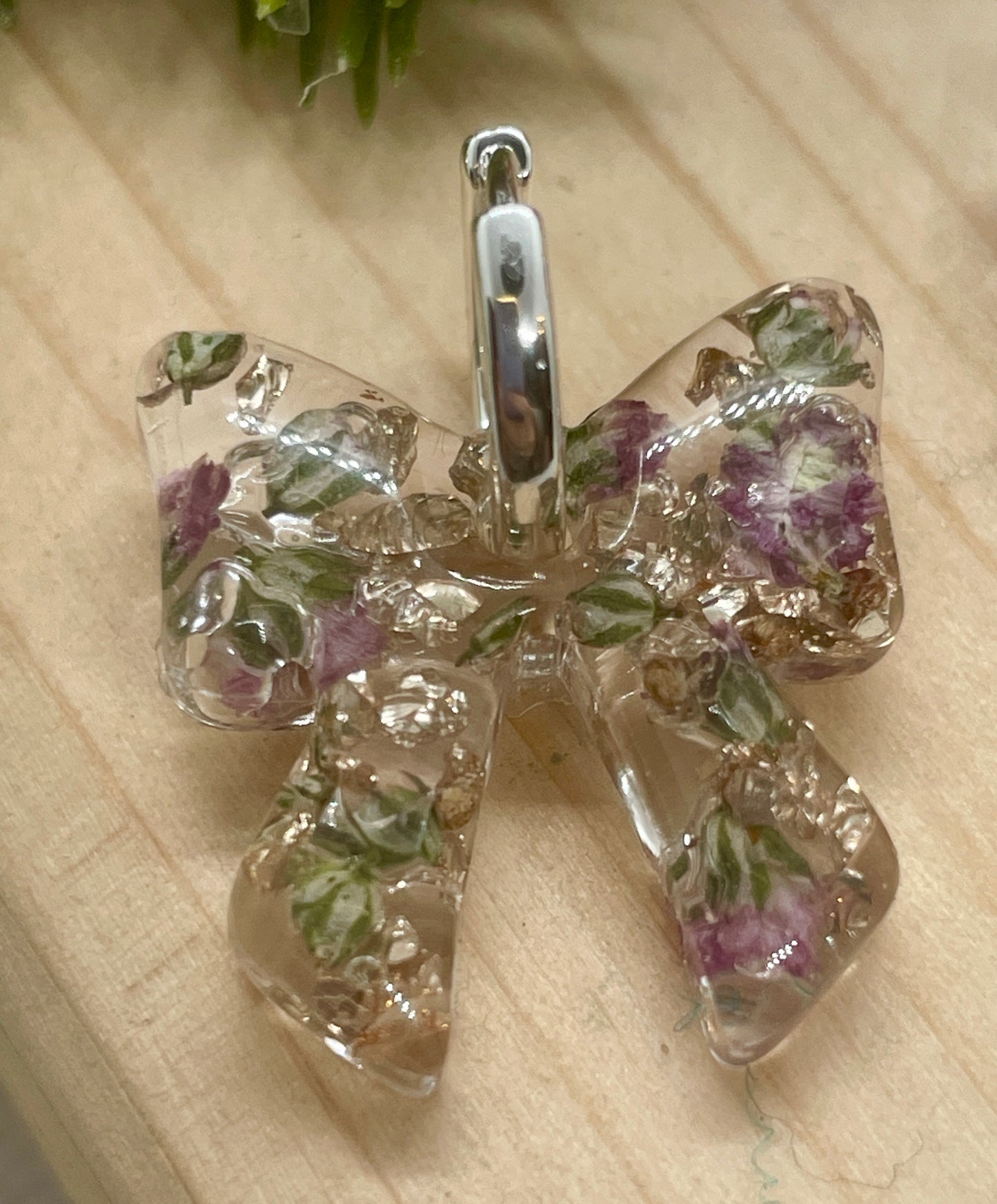 Gypsophila bow hoop earrings