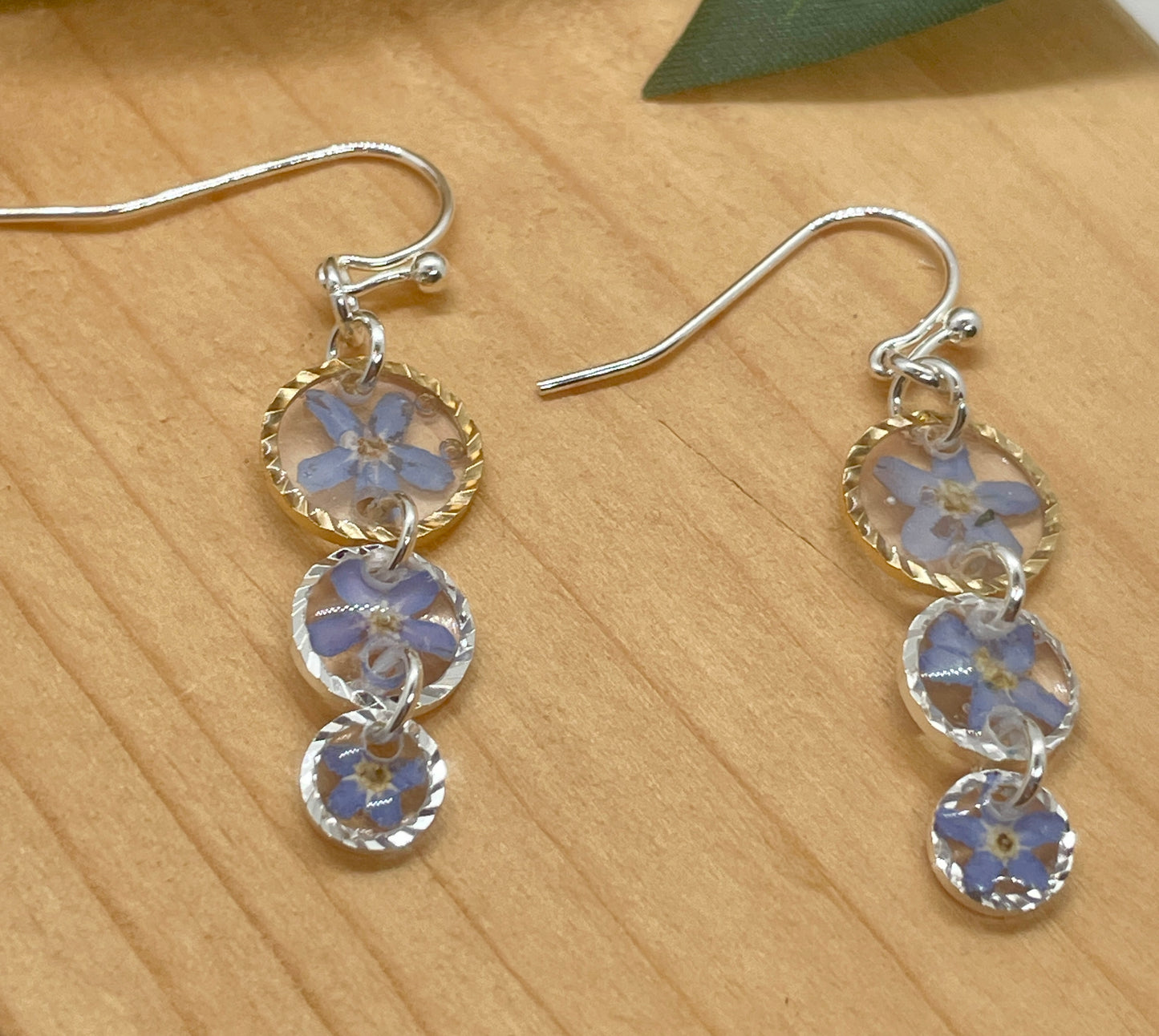 Triple drop forget me not