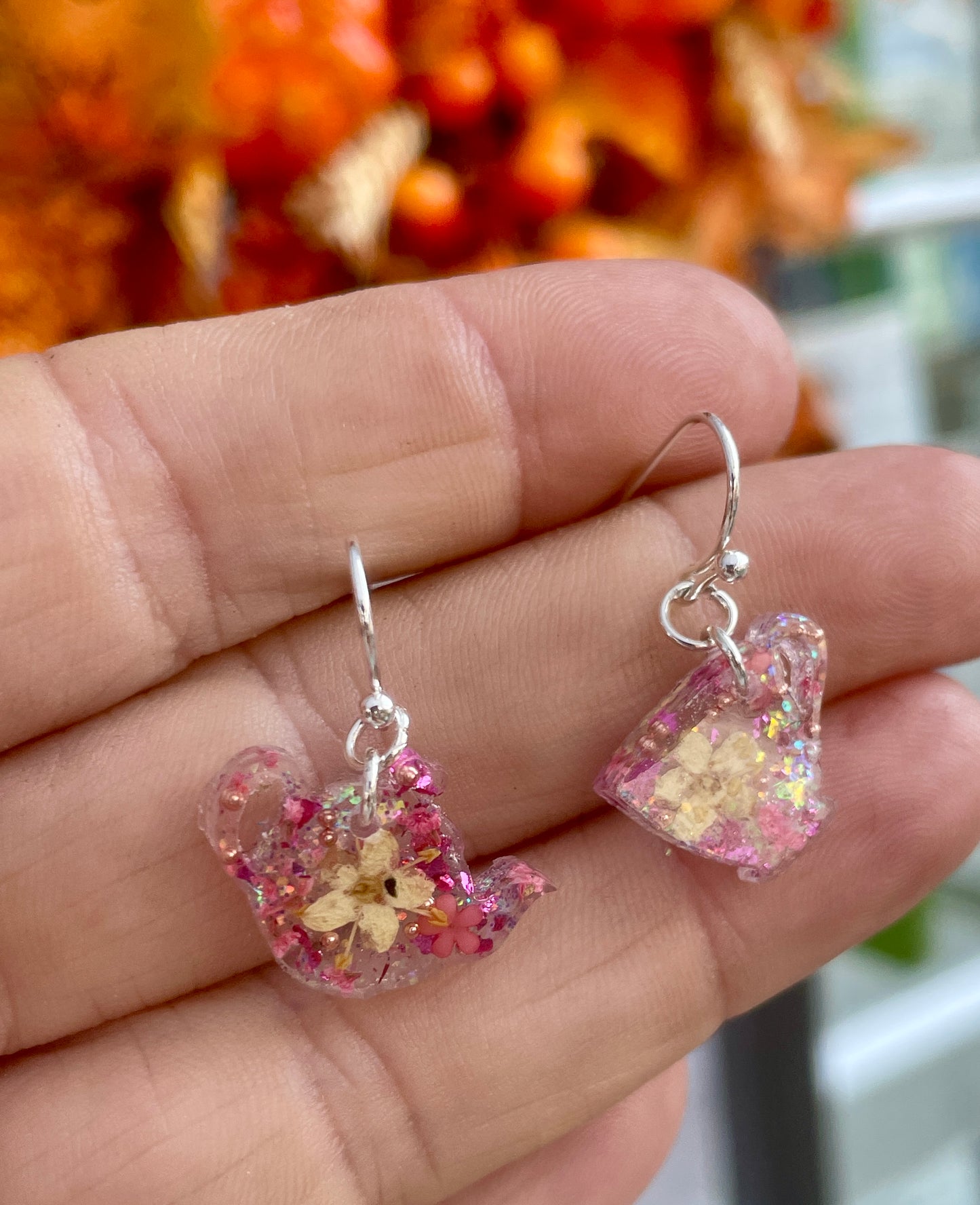 Tiny cup and saucer earrings