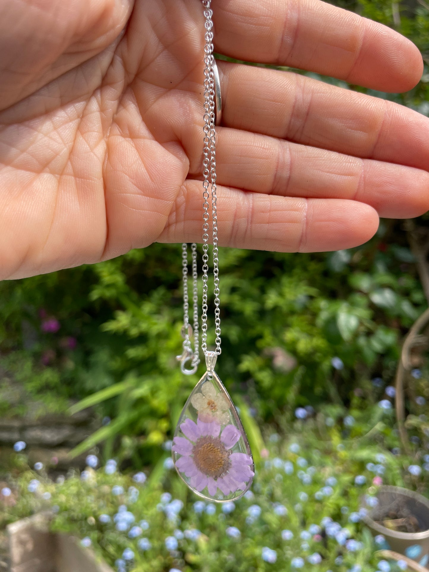 Lilac sunburst necklace