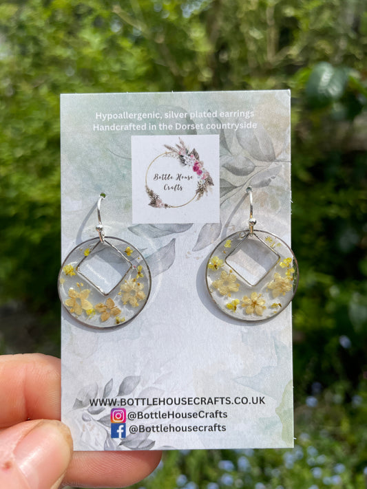 Elderflower burst earrings