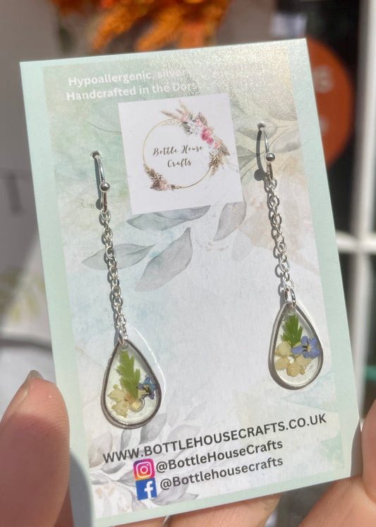 Dangle teardrop earrings