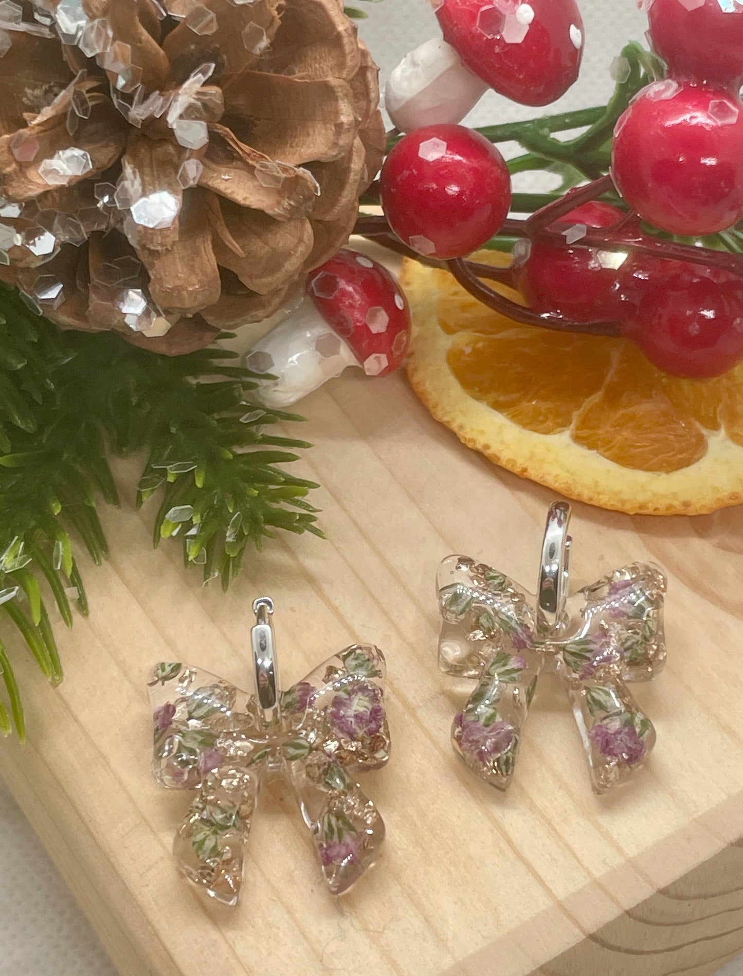 Gypsophila bow hoop earrings