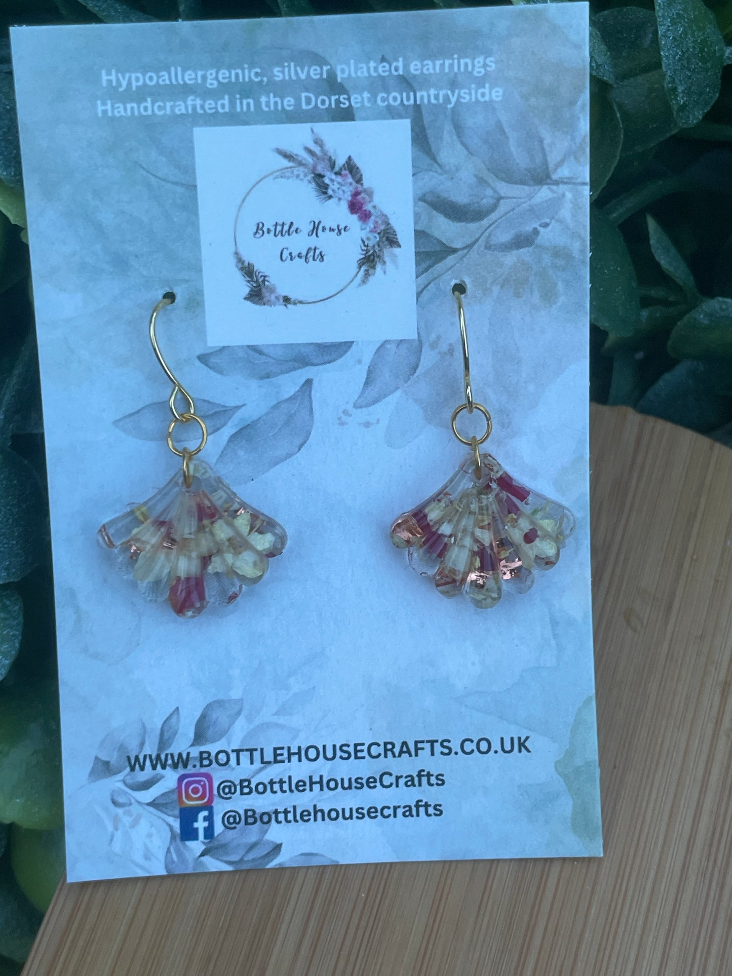 Small art deco arch drop earrings