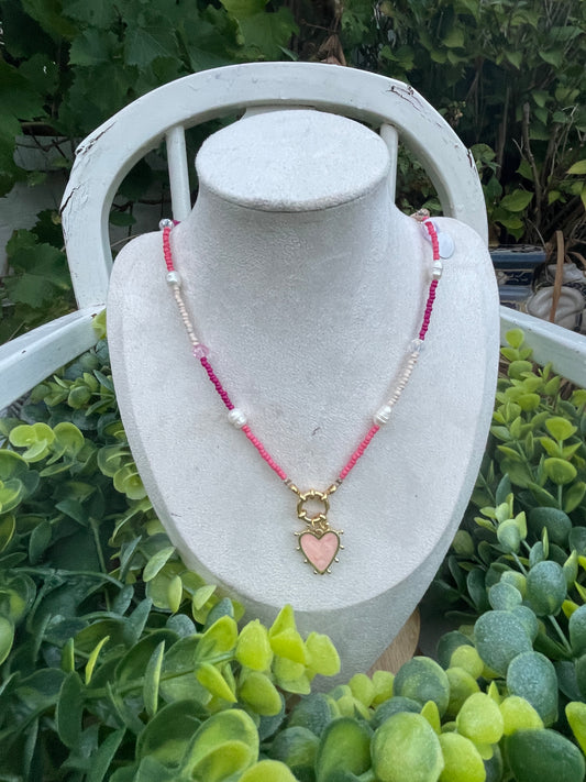 Pink and pearl heart beaded necklace