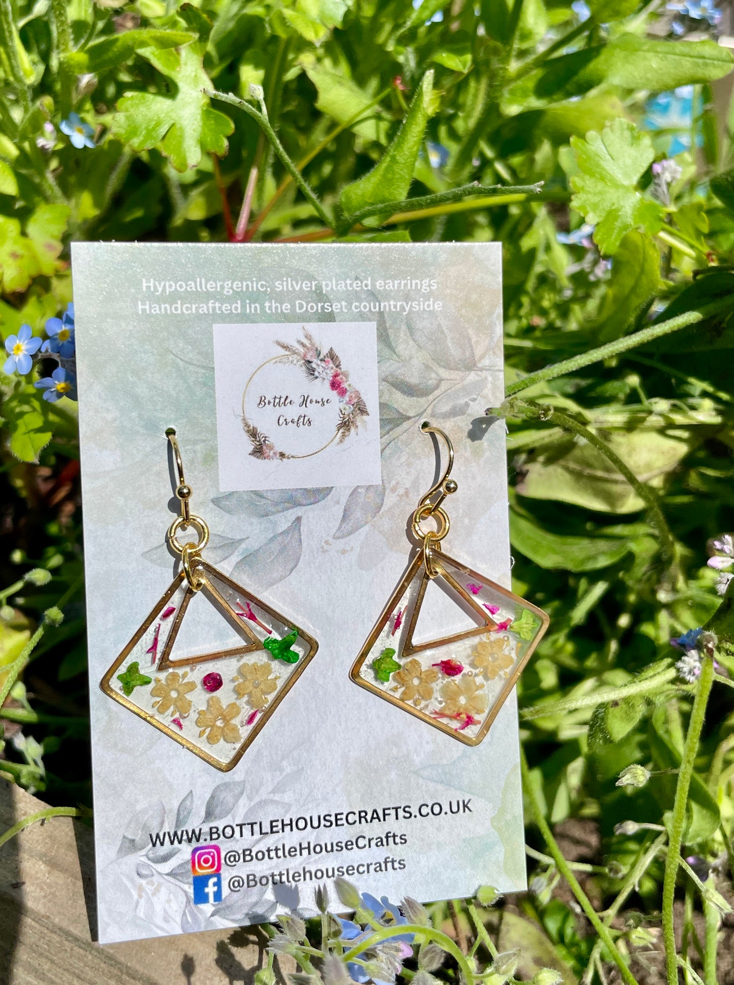 Geometric floral dangle earrings
