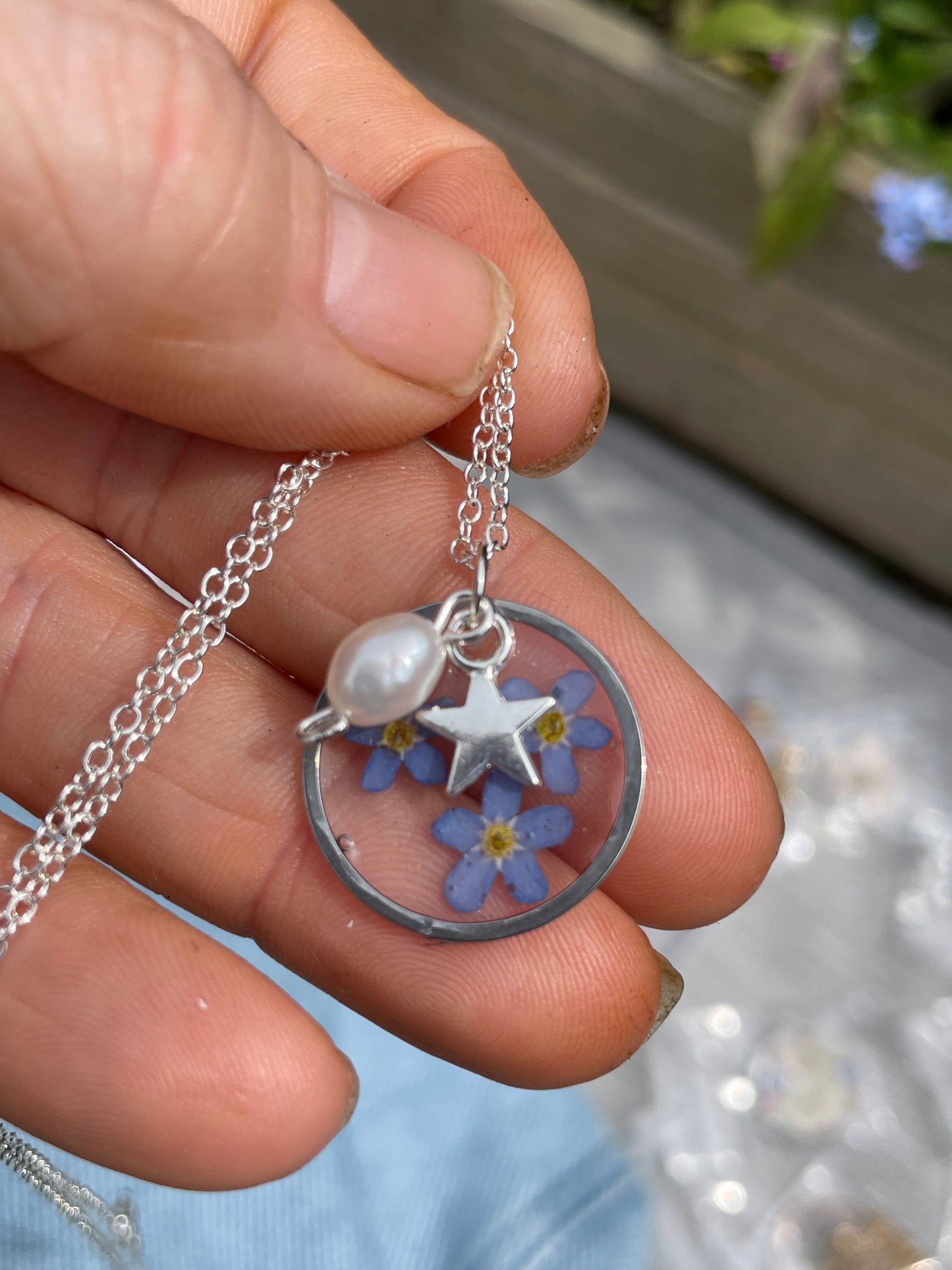 Forget me not circle necklace