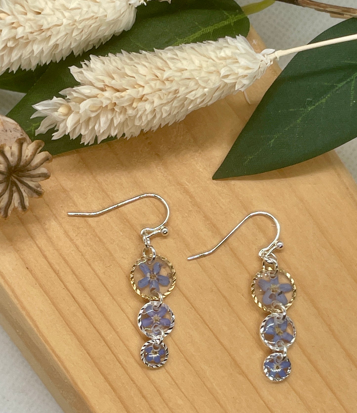 Triple drop forget me not