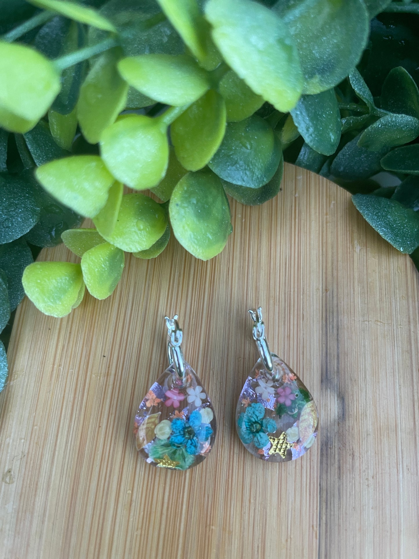 Multicoloured tear drop earrings