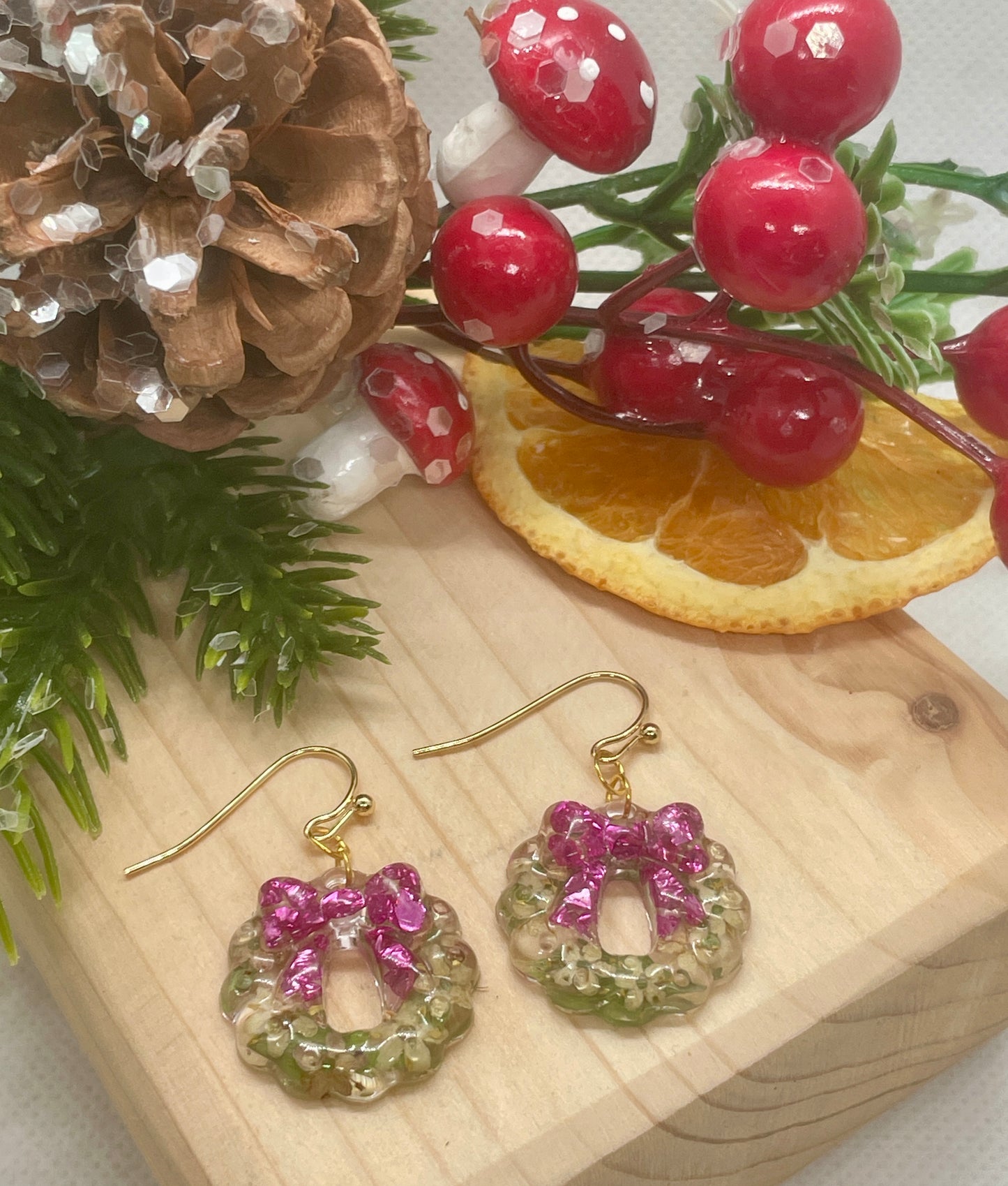 Pink bow wreath earrings