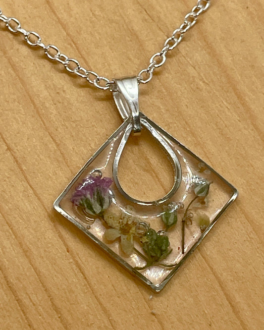 Silver square elderflower necklace