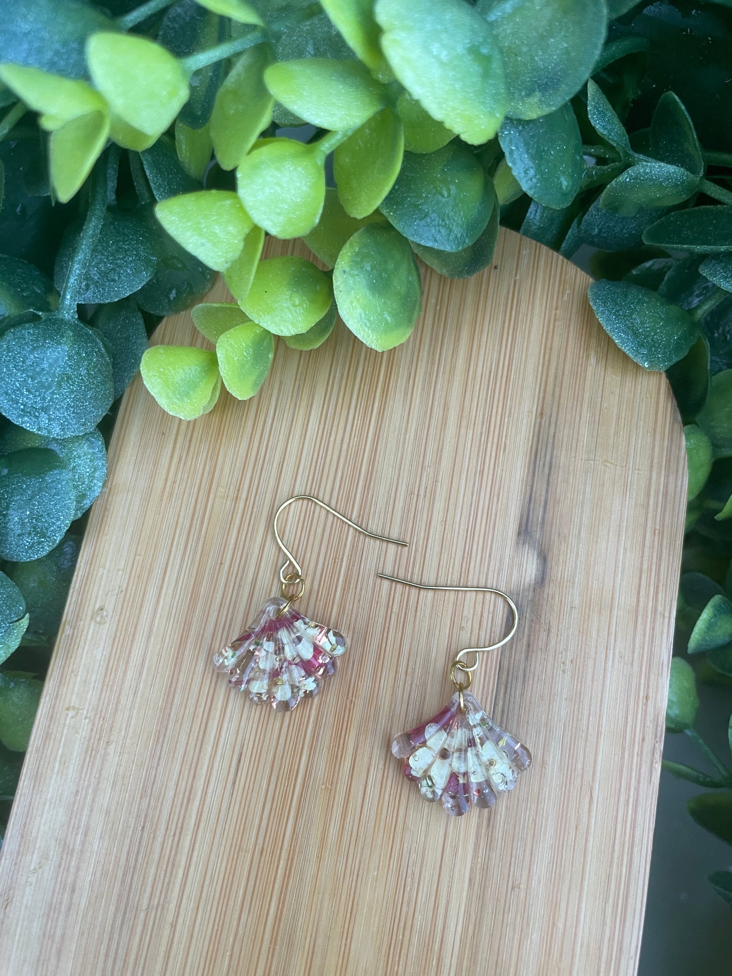 Small art deco arch drop earrings