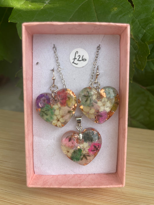 Colour burst heart set