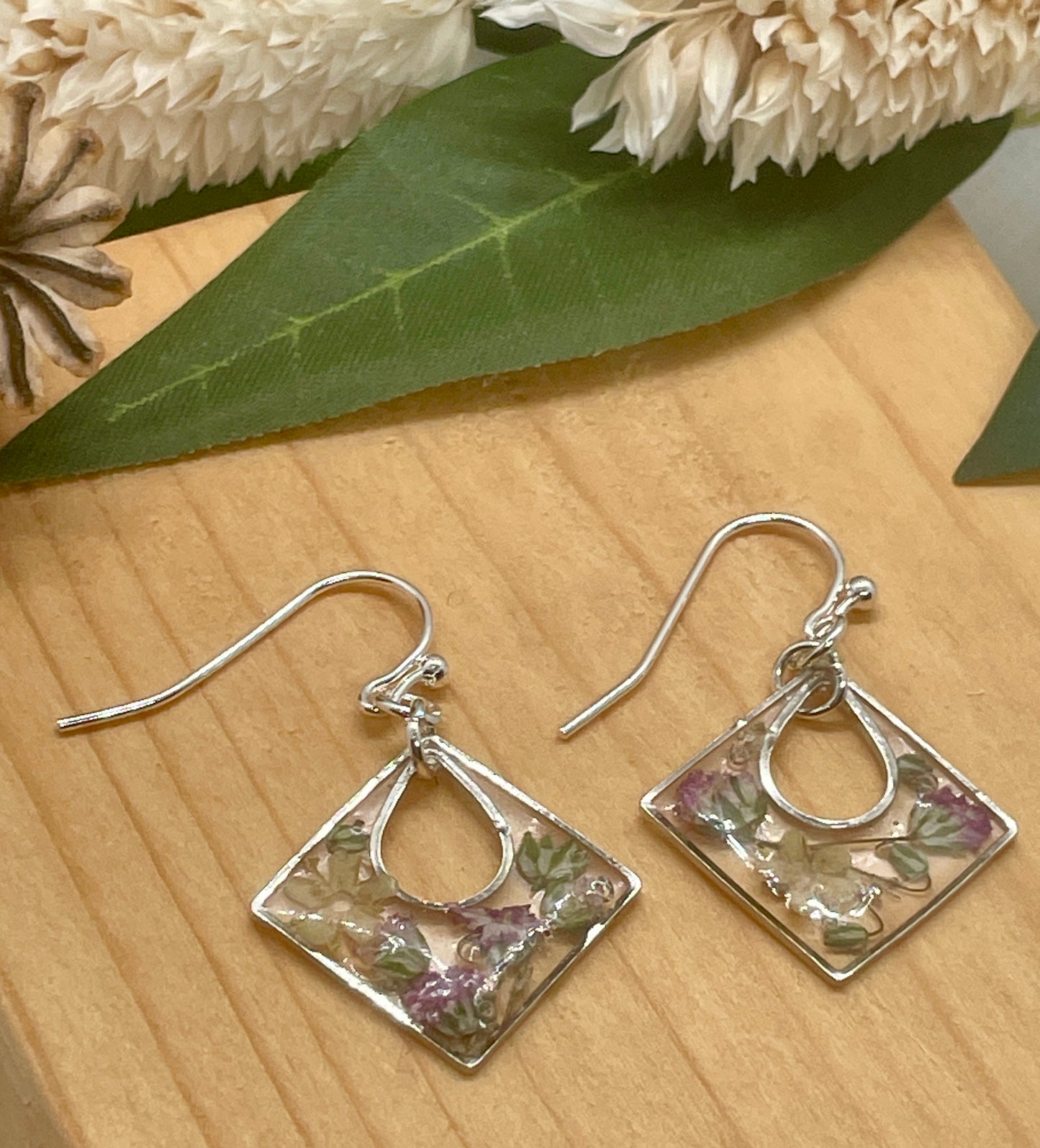 Gypsophila and elderflower drops