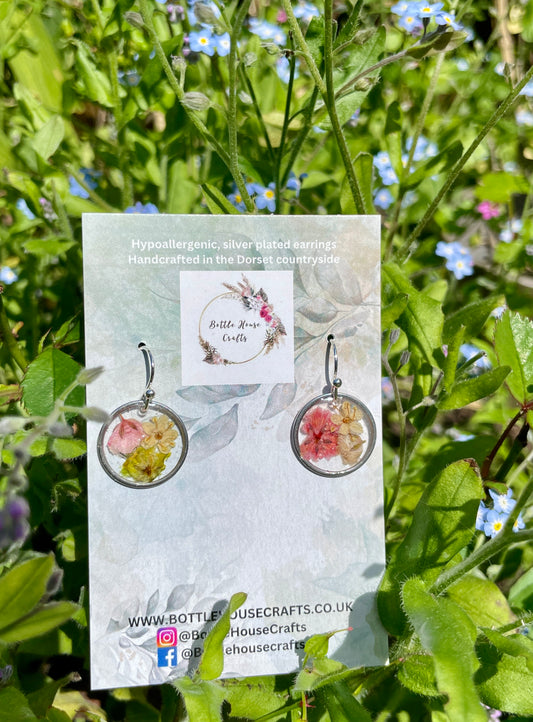 Simple circle floral earrings