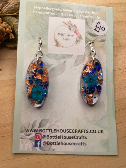 Blue and rose gold resin earrings