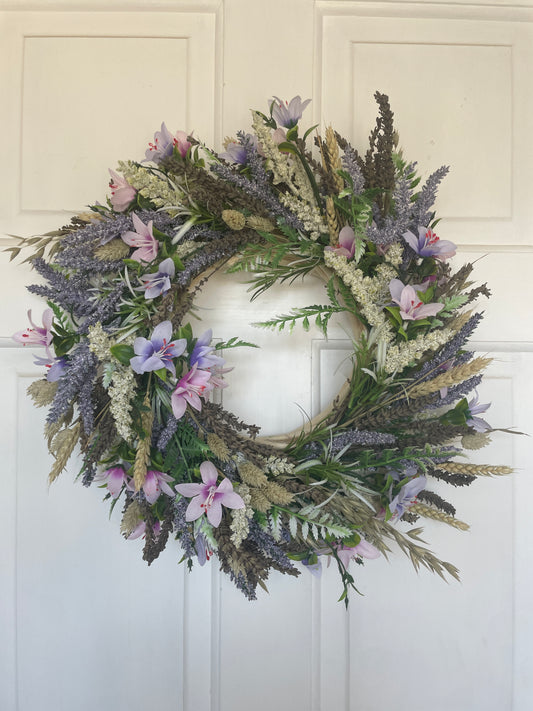 Blanche Floral Wreath