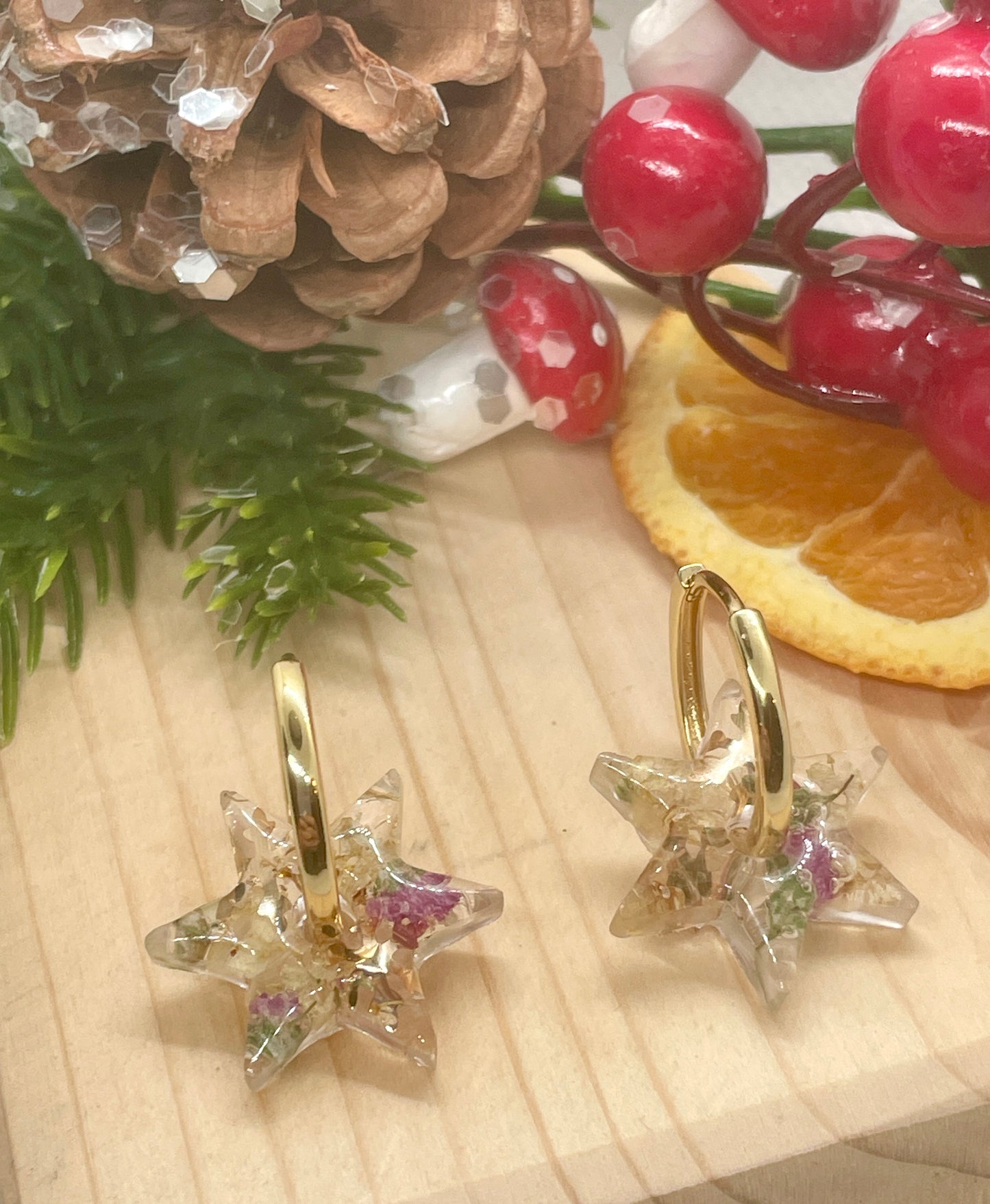 Strong star gold hoop earrings