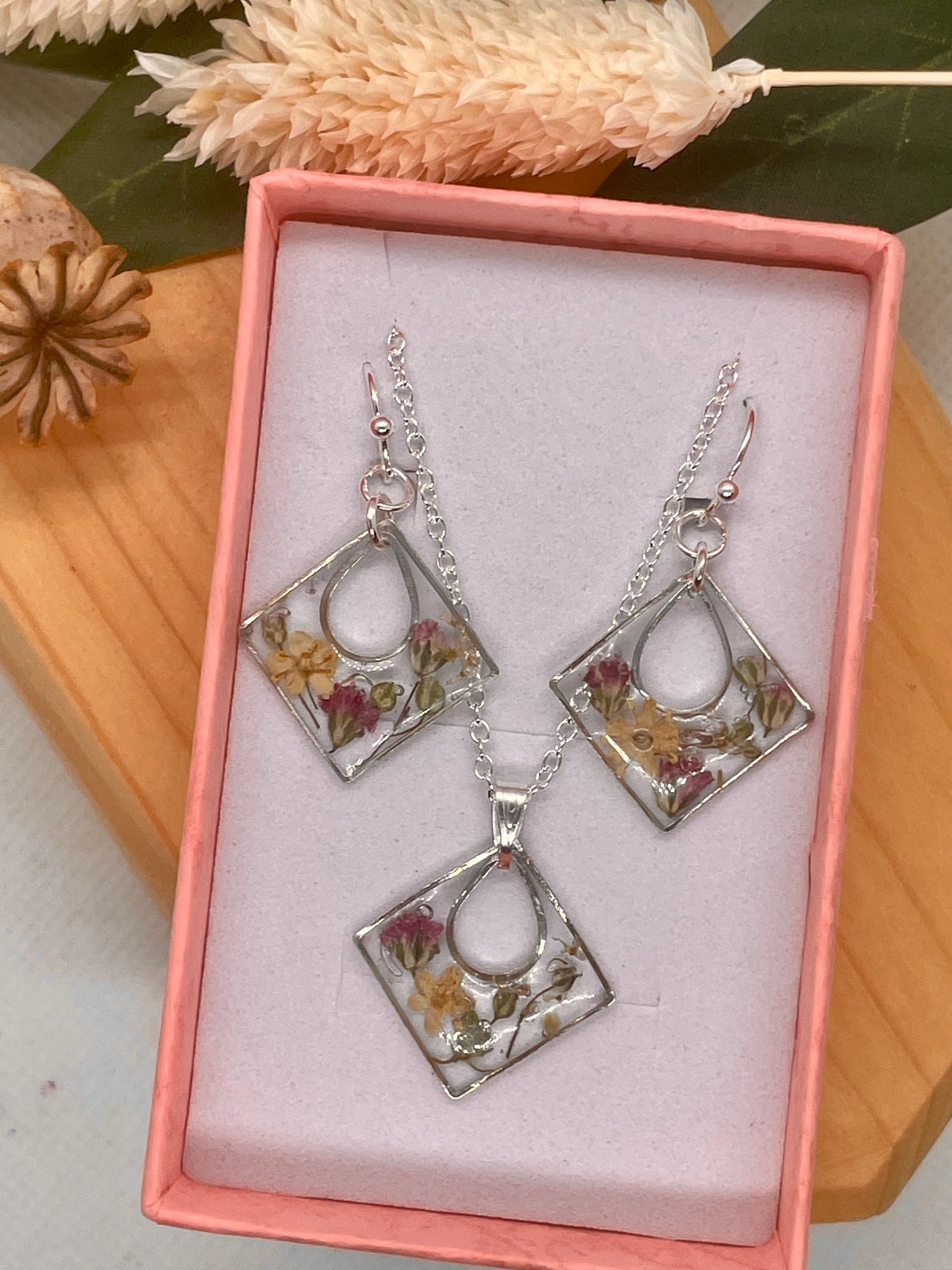 Gypsophila square sets