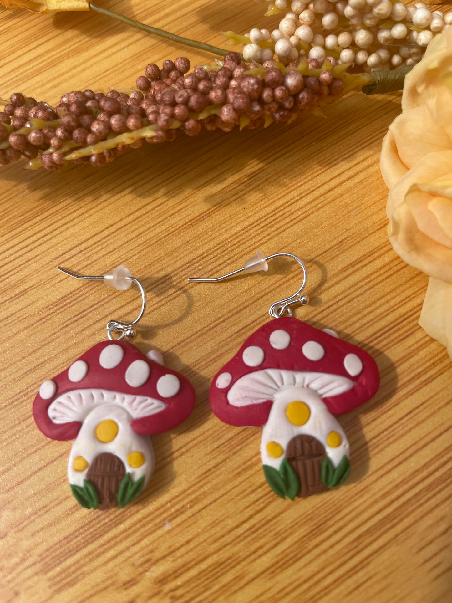 Toadstool earrings - red tops