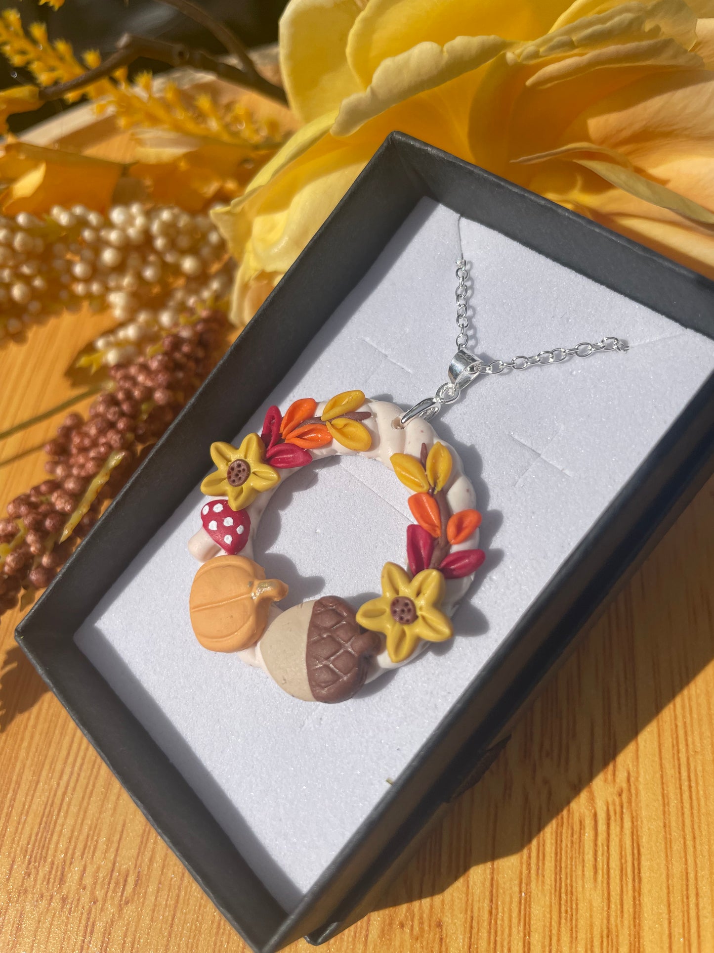 Autumn wreath necklace